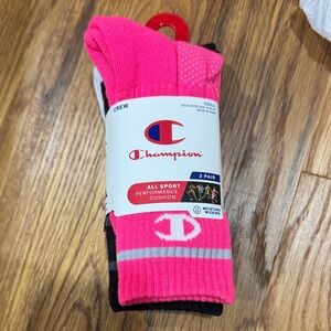 NWT Kids Size Small Cushioned Crew Champion Socks